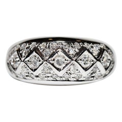 Vintage Circa 1980er Jahre 18k Gold Natürlicher Diamant Dekorierter Ring mit natürlichem Diamant