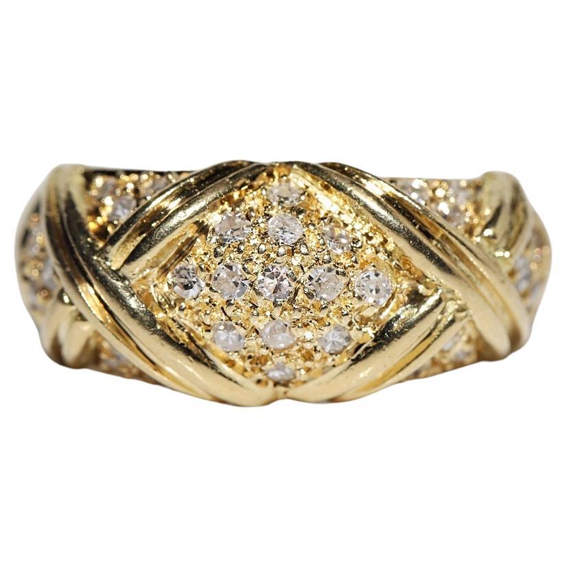 Vintage Circa 1980s 18k Gold Natural Diamond Decorated Band Ring For Sale