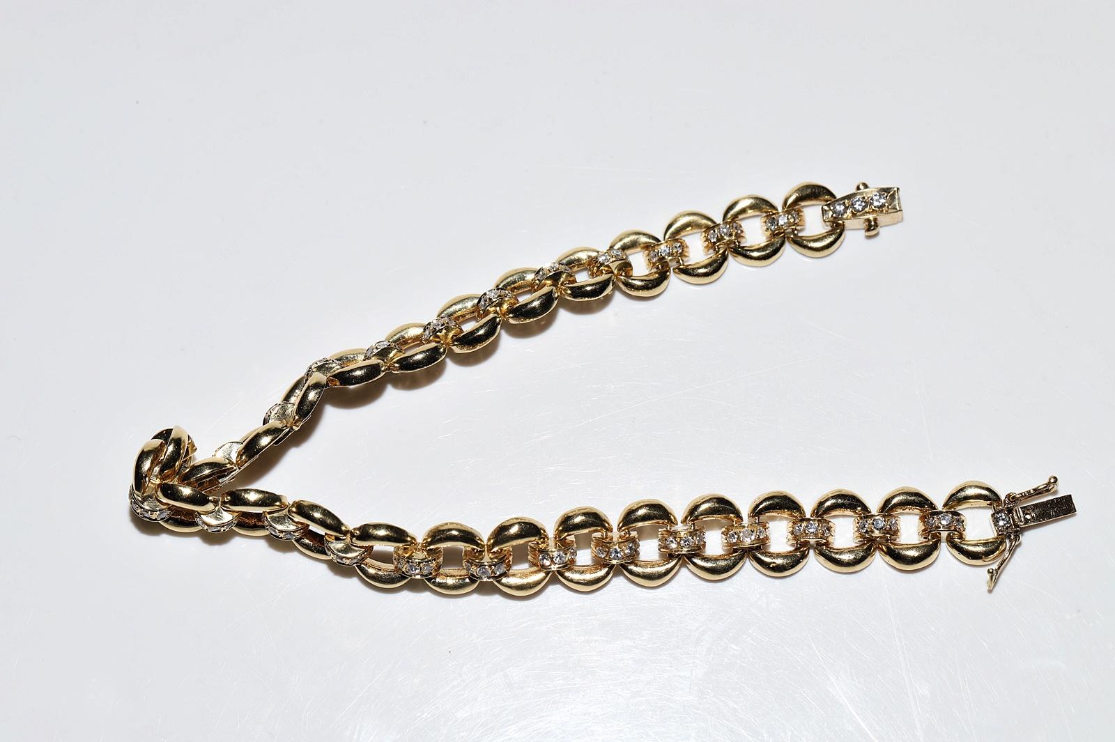 Vintage Circa 1980s 18k Gold Natural Diamond Decorated Bracelet For Sale 10