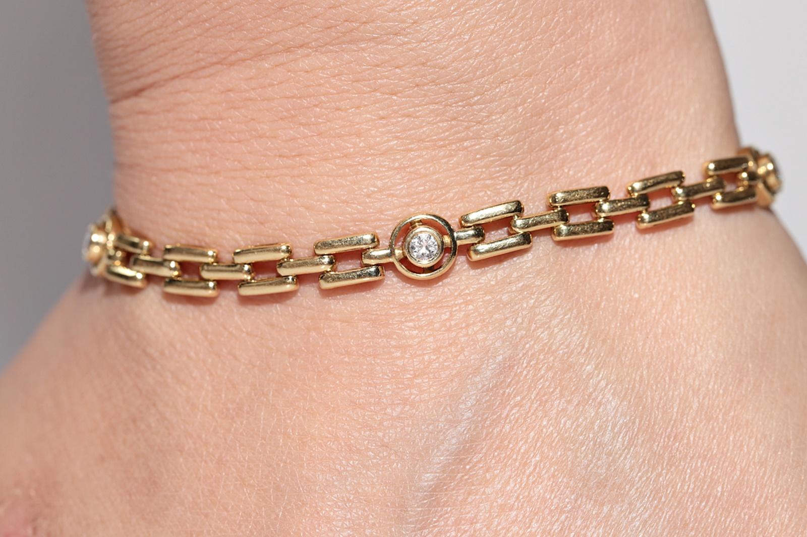 Bracciale decorato con diamanti naturali in oro 18k CIRCA 1980 in vendita 14