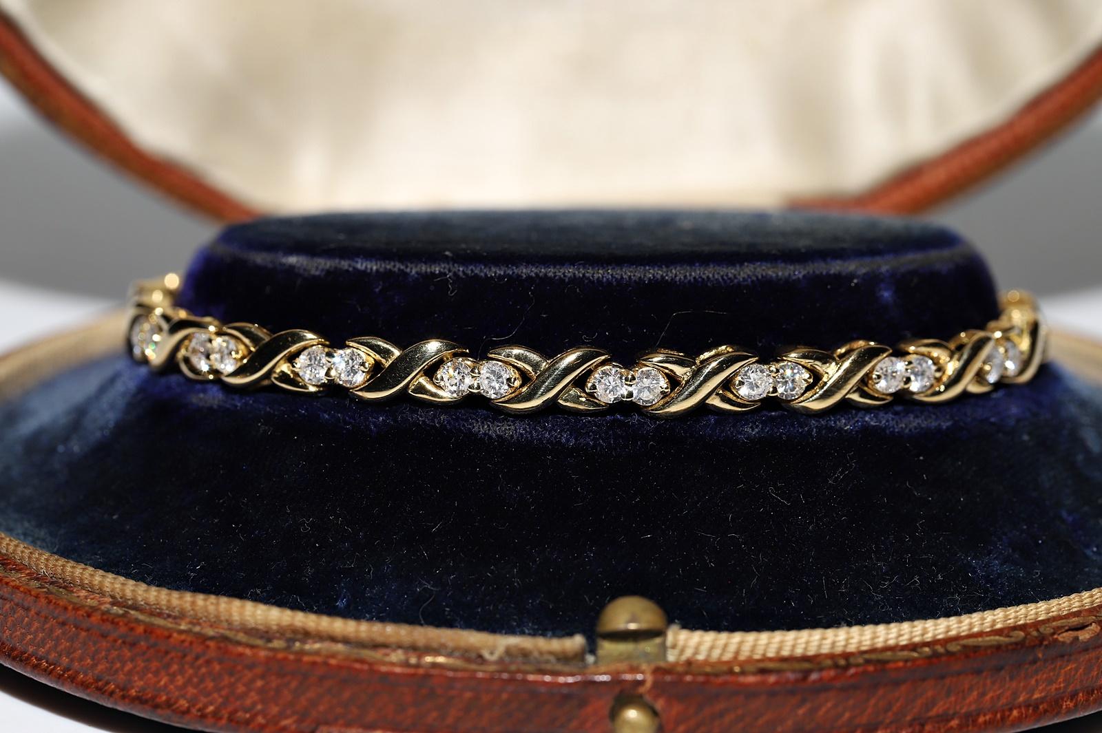 Retro Vintage Circa 1980s 18k Gold Natural Diamond Decorated Bracelet  For Sale