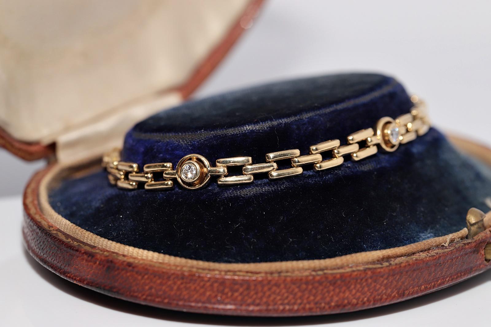 Bracciale decorato con diamanti naturali in oro 18k CIRCA 1980 In condizioni buone in vendita a Fatih/İstanbul, 34