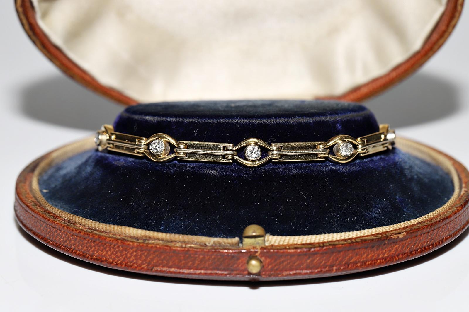 Vintage Circa 1980er Jahre 18k Gold Natürliches Diamant-Dekoriertes Vintage-Armband  im Zustand „Gut“ im Angebot in Fatih/İstanbul, 34