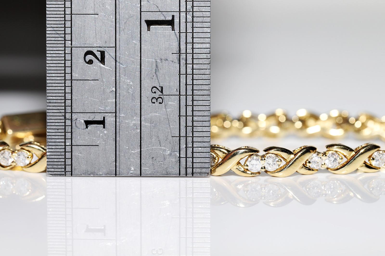 Vintage Circa 1980s 18k Gold Natural Diamond Decorated Bracelet  For Sale 1