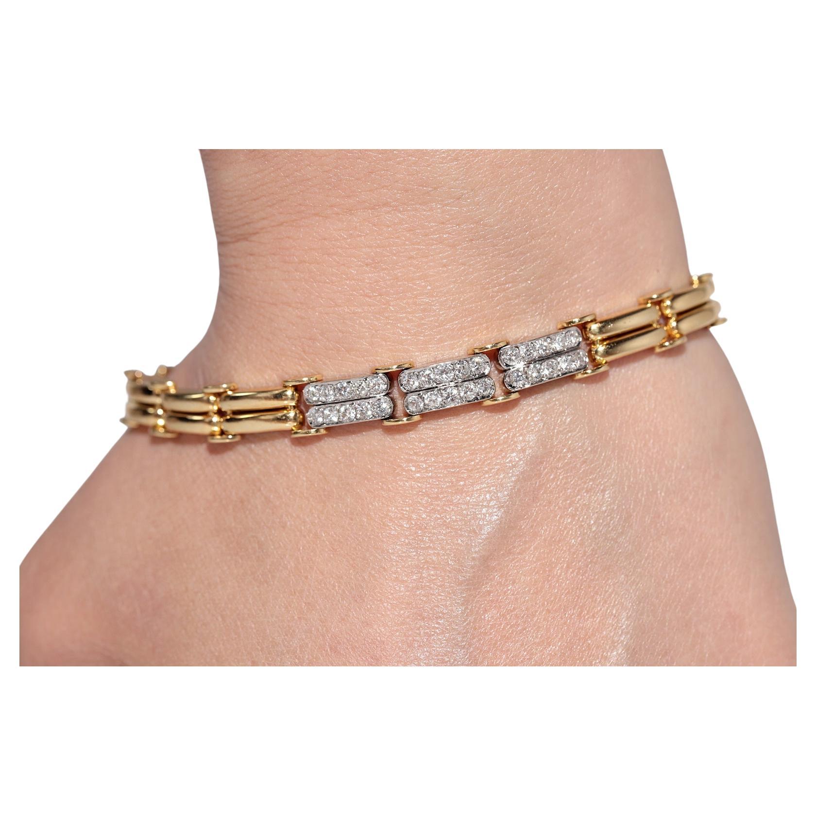 Vintage Circa 1980s 18k Gold Natural Diamond Decorated Bracelet