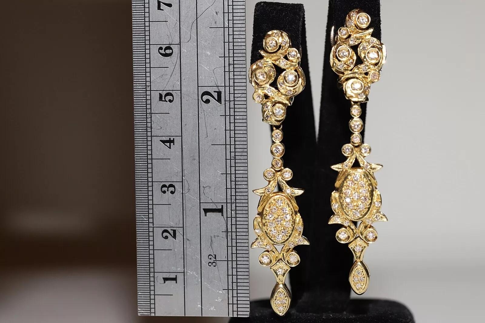 Vintage Circa 1980s 18k Gold Natural Diamond Decorated Drop Earring For Sale 7