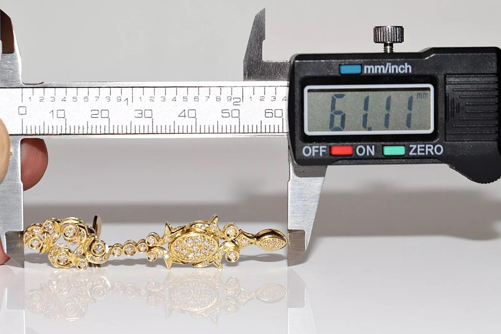 In very good condition.
Total weight is 18.8 grams.
Totally is diamond 2 carat.
The diamond is has G-H and vs-s1.
Box is not included.
Please contact for any questions.