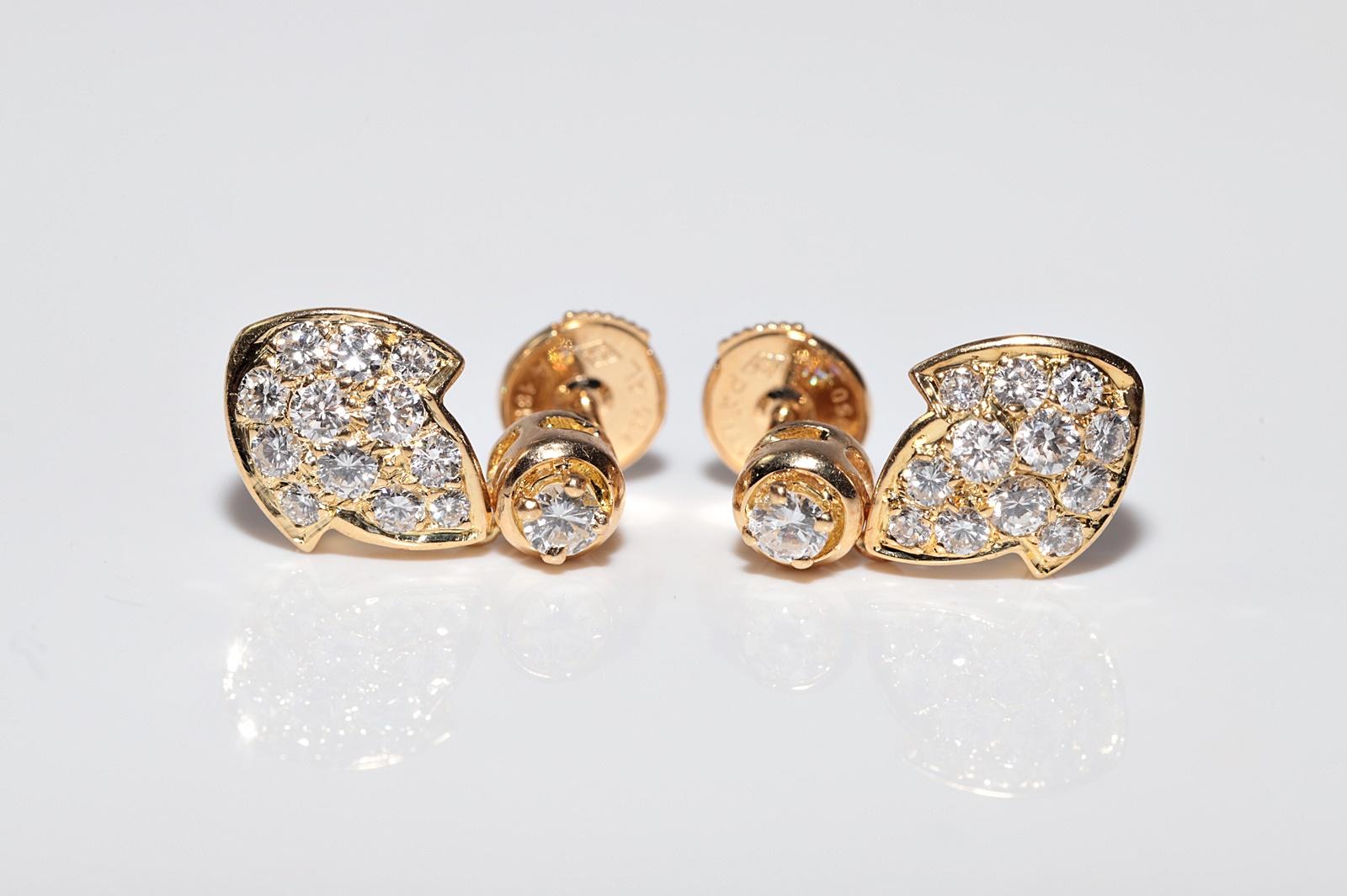 Vintage Circa 1980er Jahre 18k Gold Natürlicher Diamant Dekorierter Tropfenohrring im Angebot 2