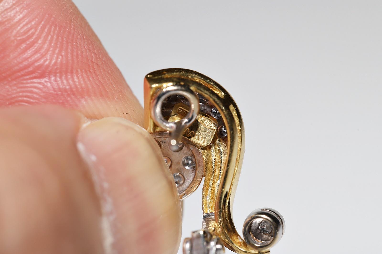 Vintage Circa 1980er Jahre 18k Gold Natürlicher Diamant-Ohrring mit Dekoration im Angebot 5