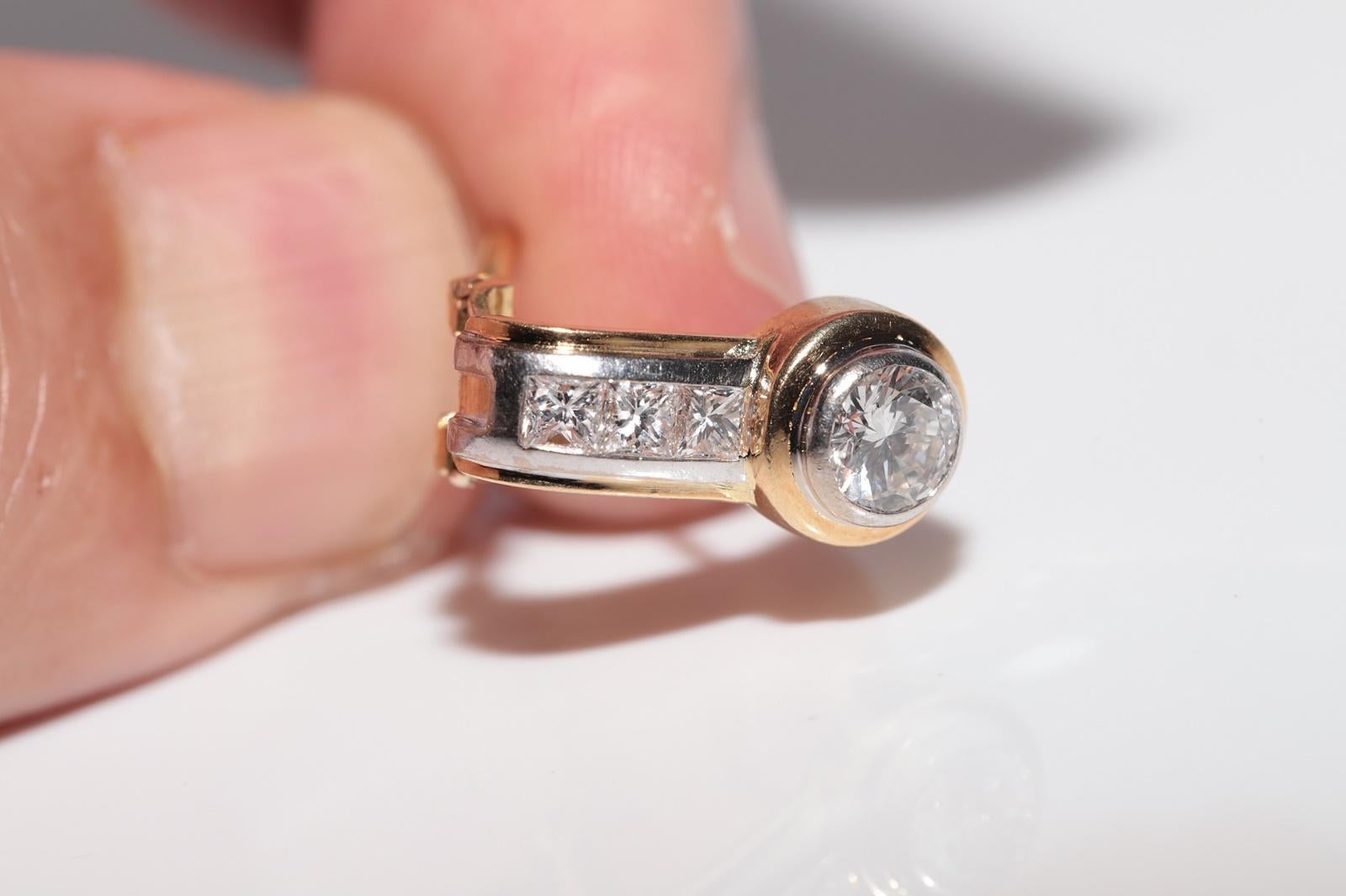 Vintage Circa 1980er Jahre 18k Gold Natürlicher Diamant-Ohrring mit Dekoration im Angebot 6