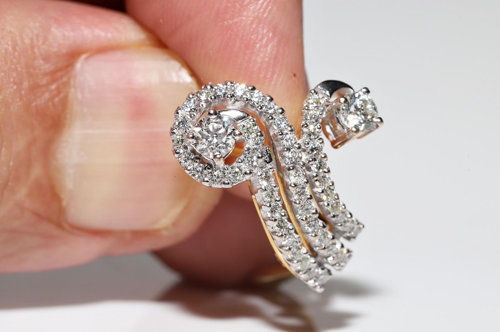 Vintage Circa 1980s 18k Gold Natural Diamond Decorated Earring For Sale 9