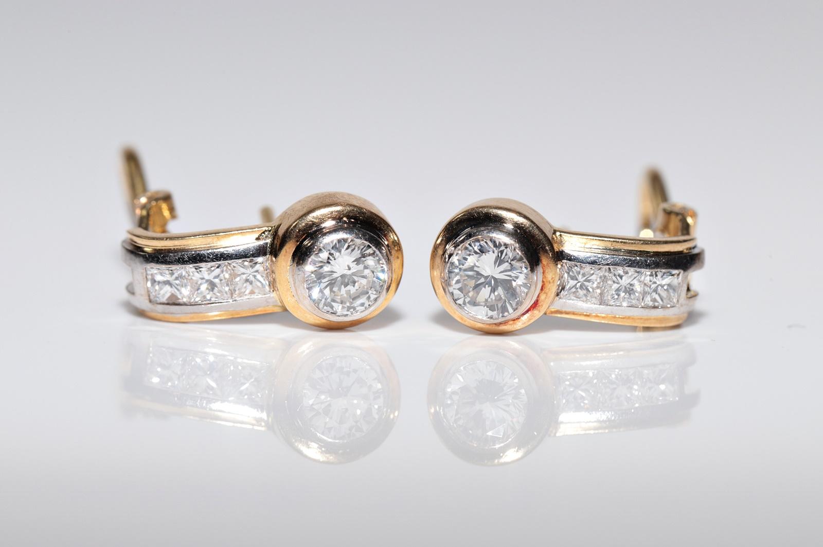 Vintage Circa 1980er Jahre 18k Gold Natürlicher Diamant-Ohrring mit Dekoration im Angebot 11