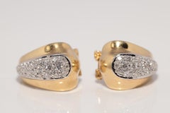 Vintage Circa 1980s 18k Gold Natural Diamond Decorated Earring