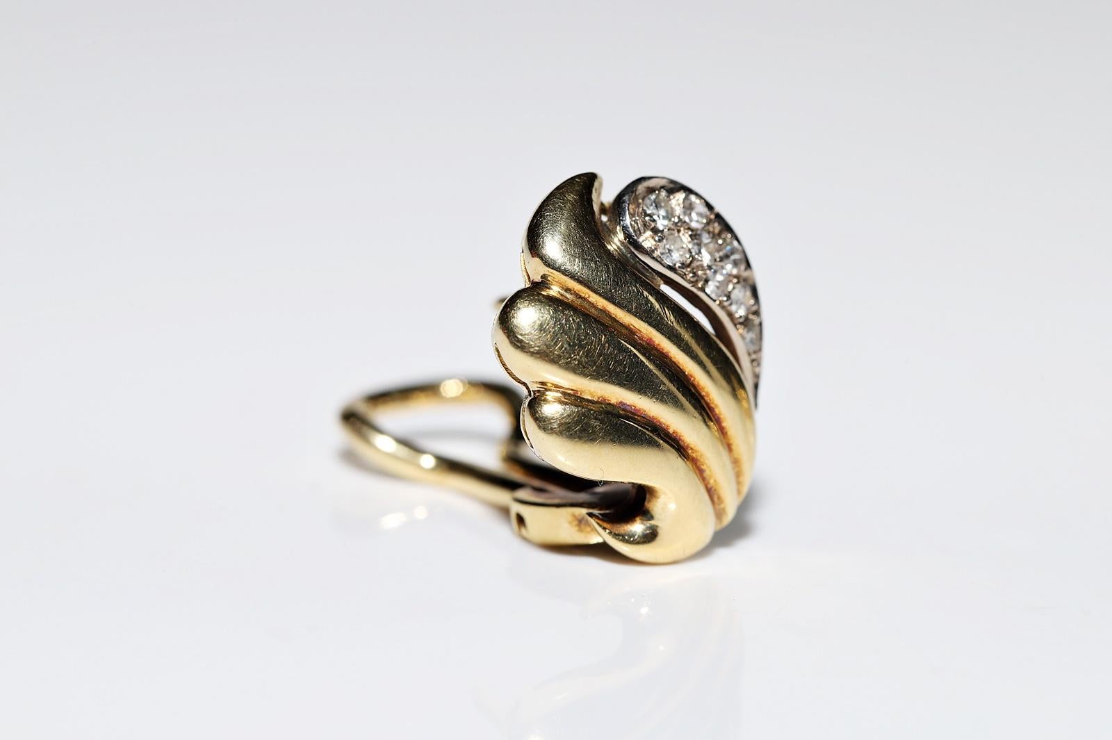 Vintage Circa 1980er Jahre 18k Gold Natürlicher Diamant-Ohrring mit Dekoration (Brillantschliff) im Angebot