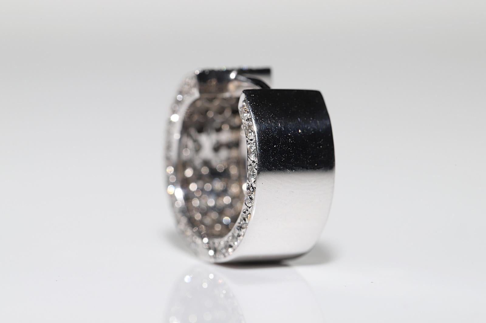 Vintage Circa 1980er Jahre 18k Gold Natürlicher Diamant-Ohrring mit Dekoration Damen im Angebot