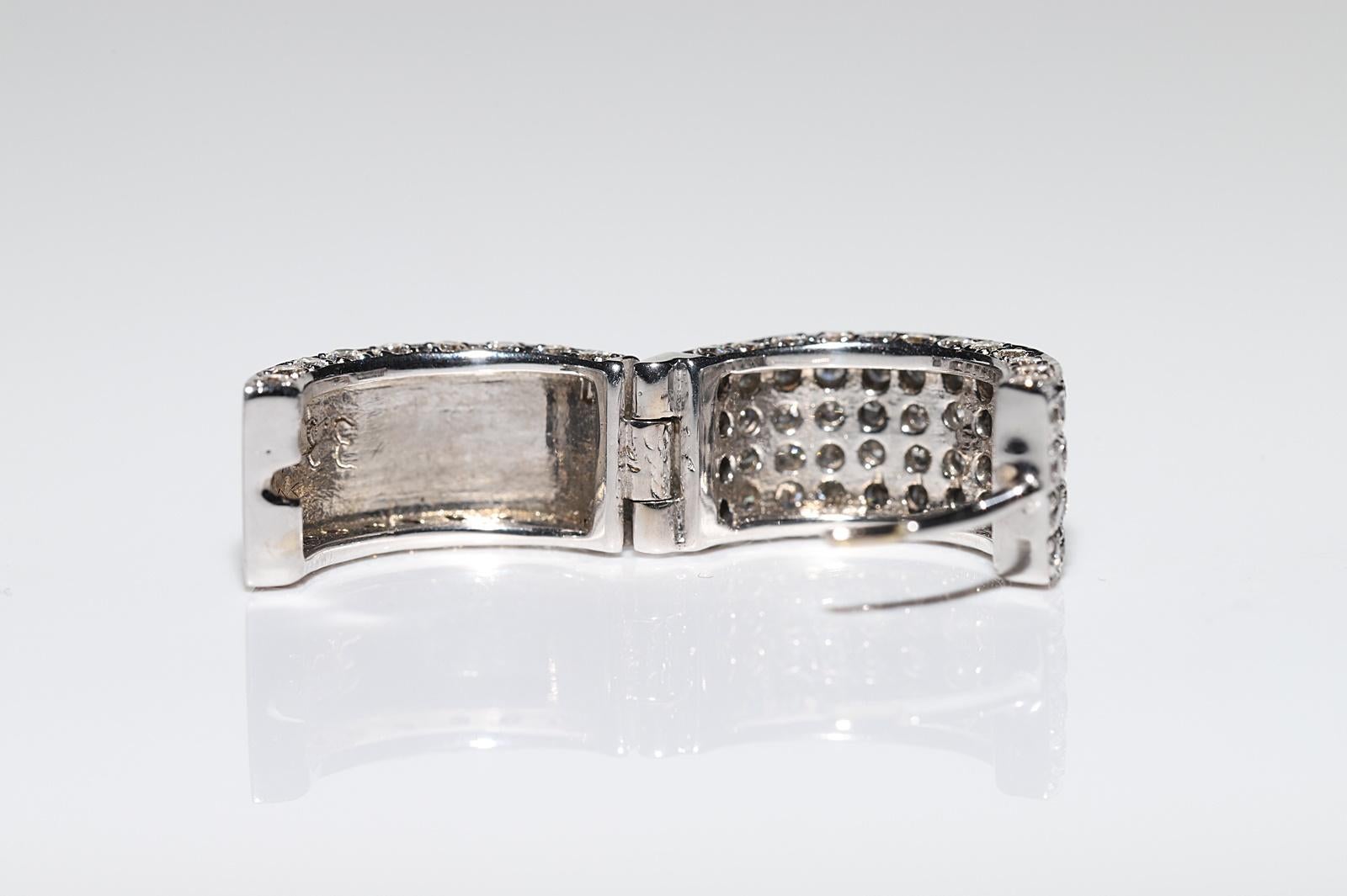Vintage Circa 1980er Jahre 18k Gold Natürlicher Diamant-Ohrring mit Dekoration im Angebot 1