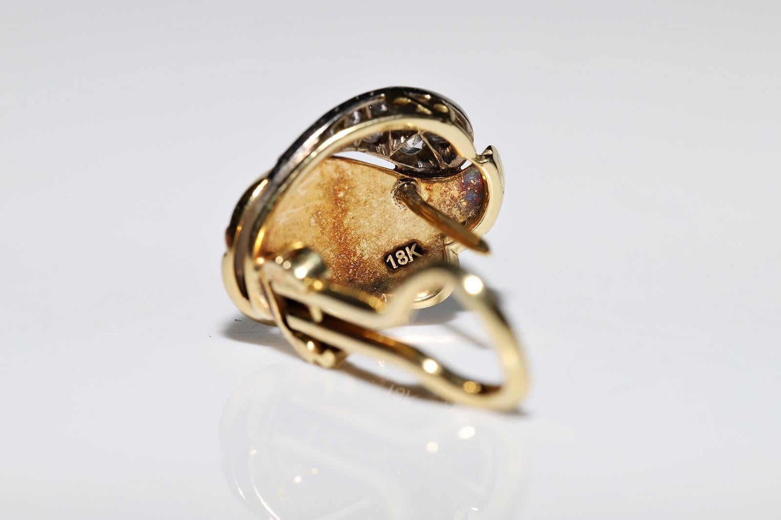 Vintage Circa 1980er Jahre 18k Gold Natürlicher Diamant-Ohrring mit Dekoration im Angebot 1