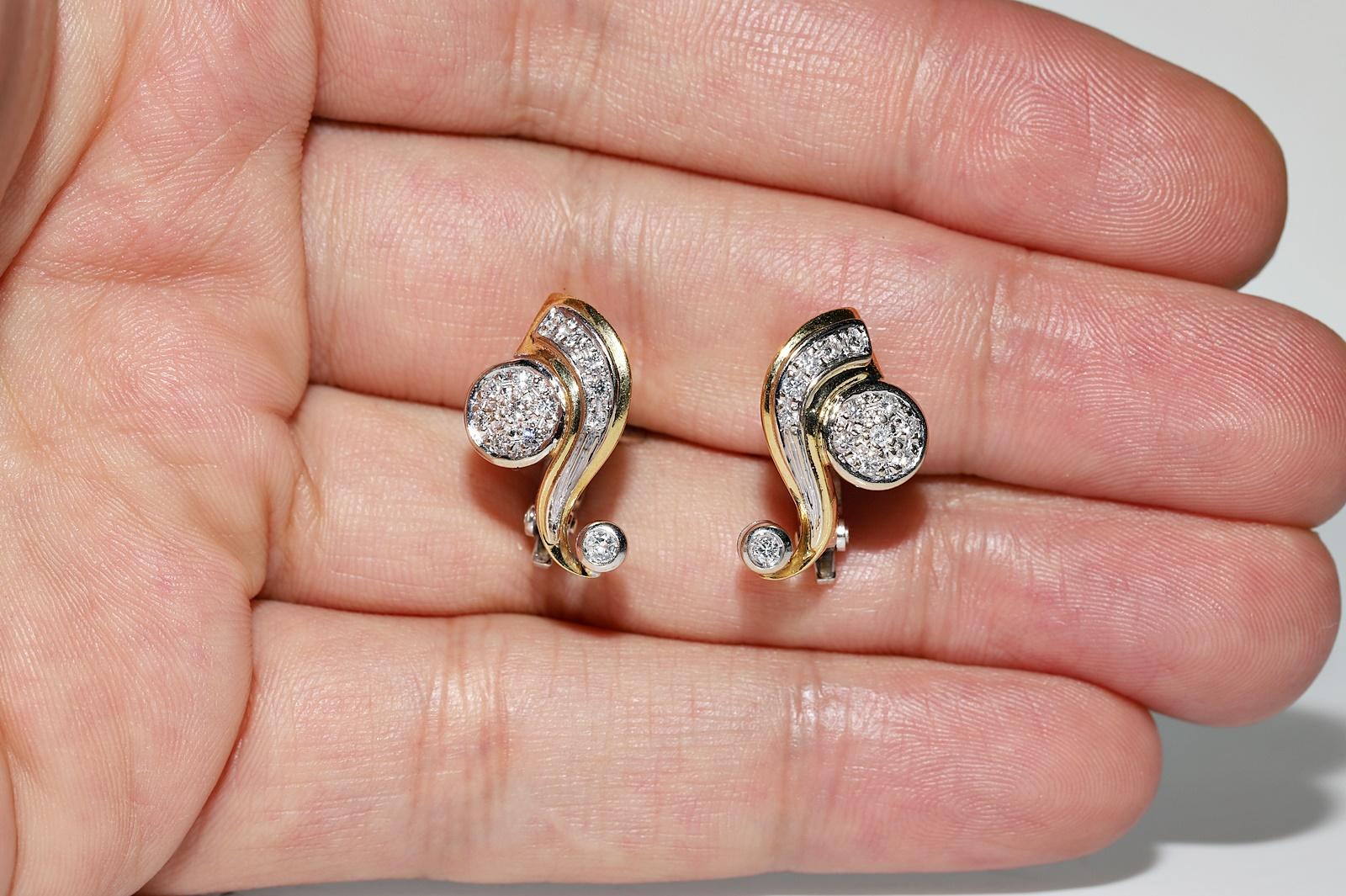 Vintage Circa 1980er Jahre 18k Gold Natürlicher Diamant-Ohrring mit Dekoration im Angebot 1