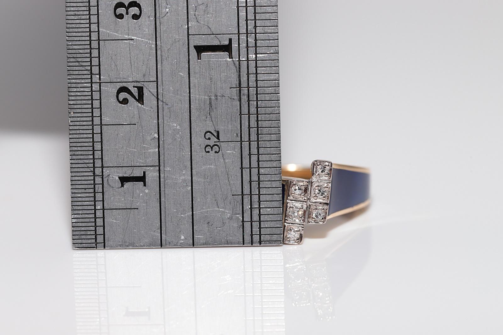 Anillo Vintage Circa 1980s Oro 18k Decorado con Diamantes Naturales y Esmalte en venta 5