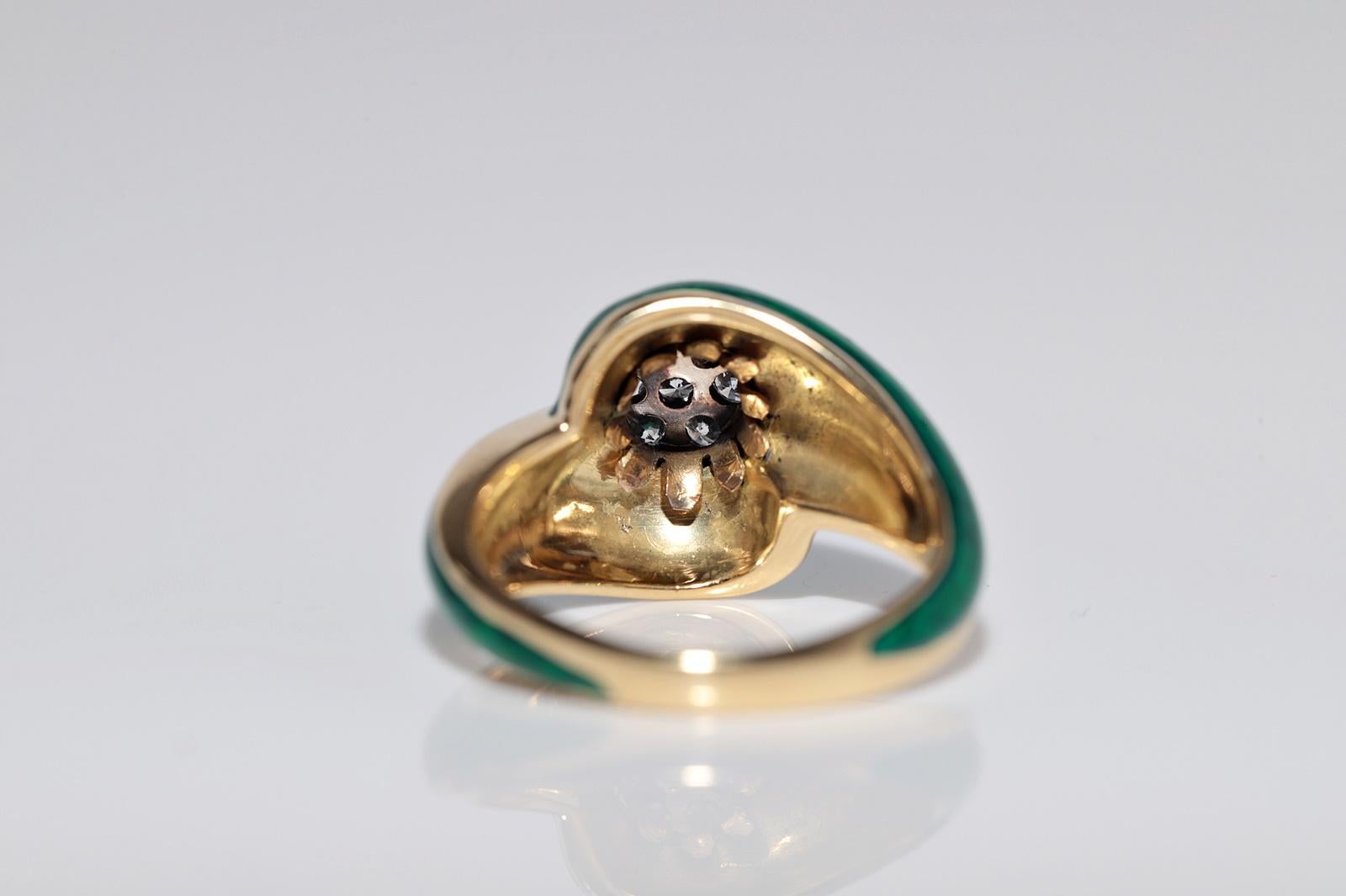 Vintage Circa 1980er Jahre 18k Gold Natürlicher Diamant Dekorierter Emaille-Ring im Angebot 8