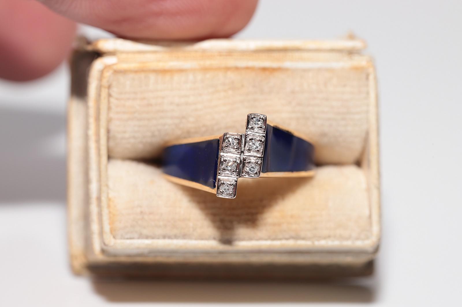 En muy buen estado.
El peso total es de 4,2 gramos.
Totalmente es diamante 0,10 ct.
El diamante es de color H y claridad vs-s1.
La talla del anillo es US 6.5
Podemos fabricar cualquier tamaño.
La caja no está incluida.
Ponte en contacto para