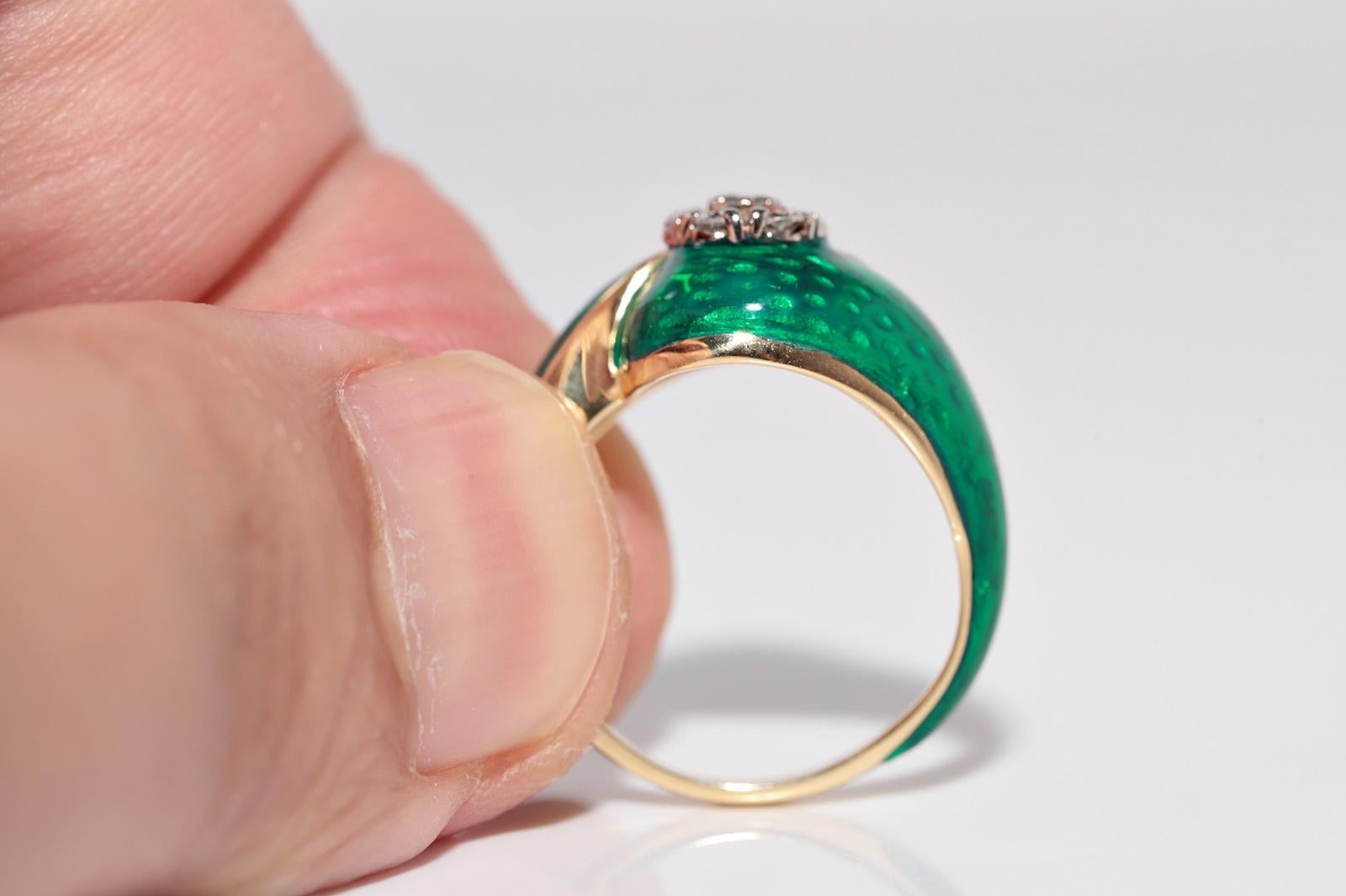Vintage Circa 1980er Jahre 18k Gold Natürlicher Diamant Dekorierter Emaille-Ring im Angebot 1
