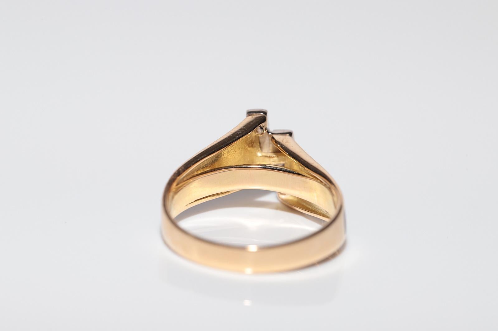 Anillo Vintage Circa 1980s Oro 18k Decorado con Diamantes Naturales y Esmalte en venta 2
