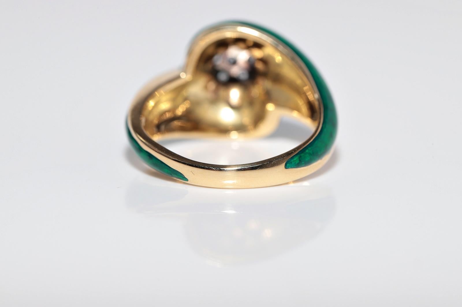 Vintage Circa 1980er Jahre 18k Gold Natürlicher Diamant Dekorierter Emaille-Ring im Angebot 3