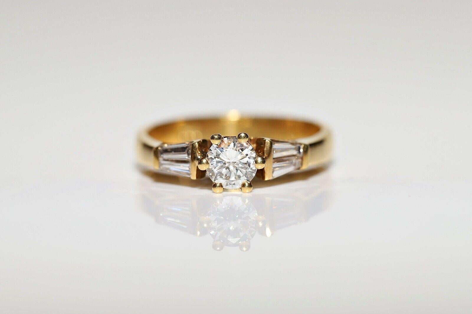 Vintage Circa 1980s 18k Gold Natural Diamond Decorated Engagement Ring For Sale 7