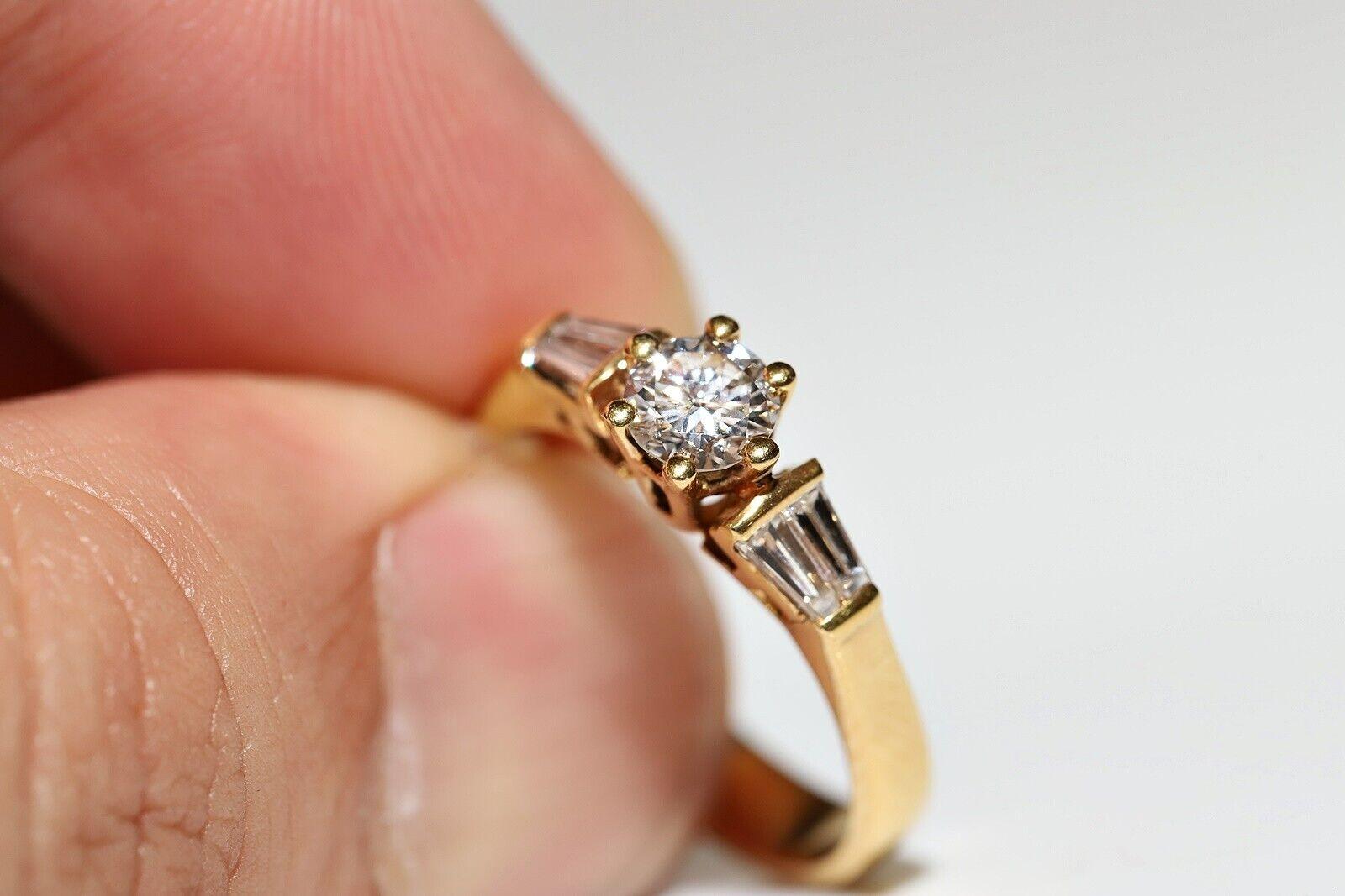 Vintage Circa 1980s 18k Gold Natural Diamond Decorated Engagement Ring For Sale 2