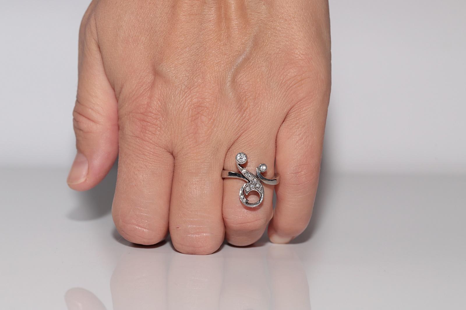 Anello con fiori decorati con diamanti naturali in oro 18k, CIRCA GLI ANNI 80 in vendita 7