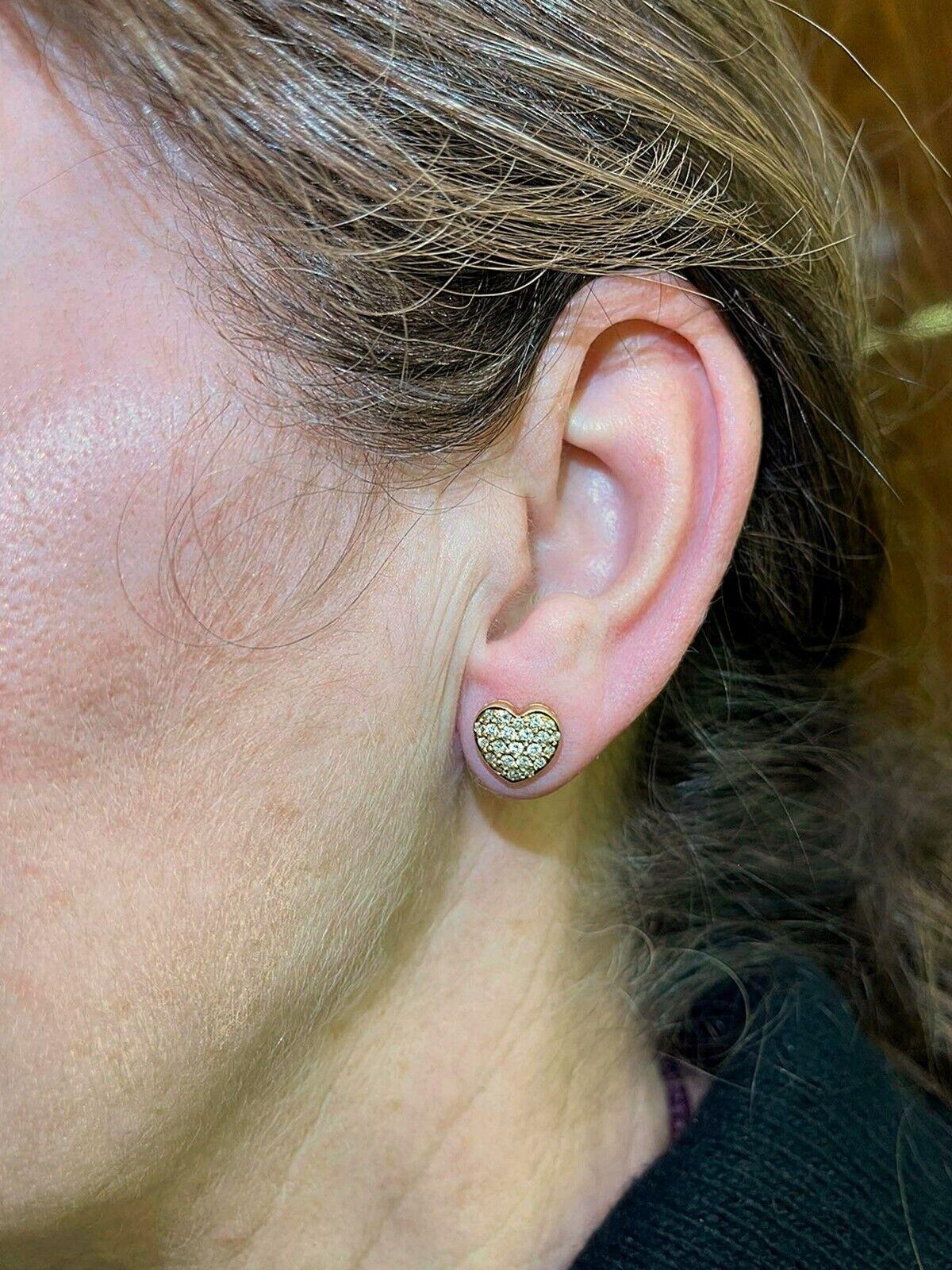 Vintage Circa 1980er Jahre 18k Gold Natürlicher Diamant Dekorierter Herz-Ohrring im Angebot 5