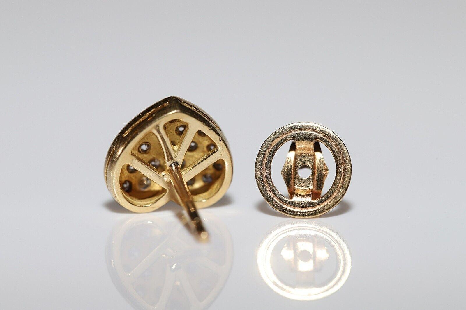 Vintage Circa 1980er Jahre 18k Gold Natürlicher Diamant Dekorierter Herz-Ohrring im Angebot 1
