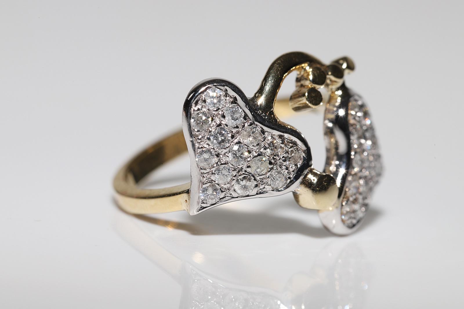 Vintage Circa 1980er Jahre 18k Gold Natürlicher Diamant Dekorierter Herzring im Angebot 3