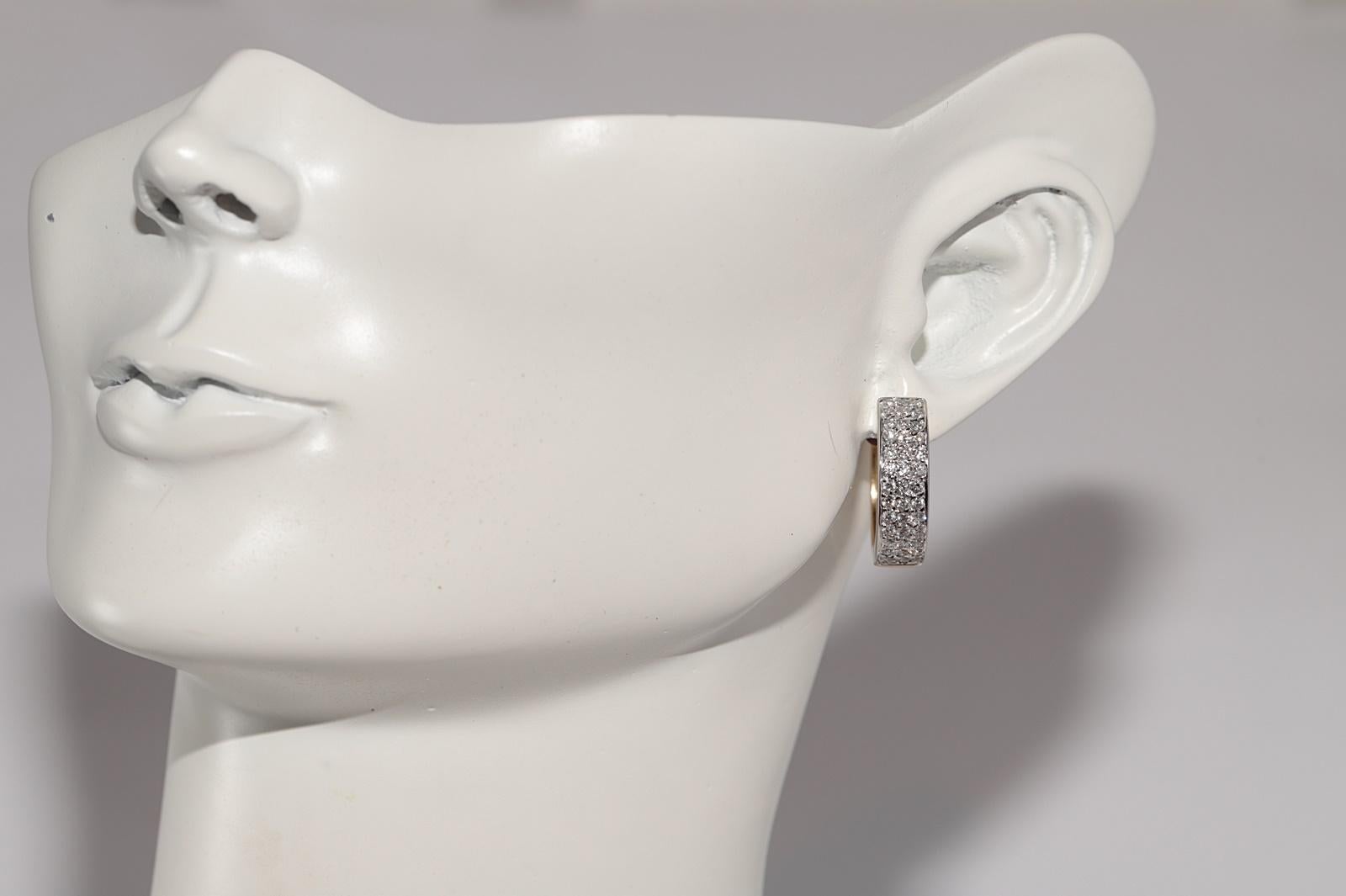 Vintage Circa 1980er Jahre 18k Gold Natürlicher Diamant Dekorierter Creolen-Ohrring im Angebot 7