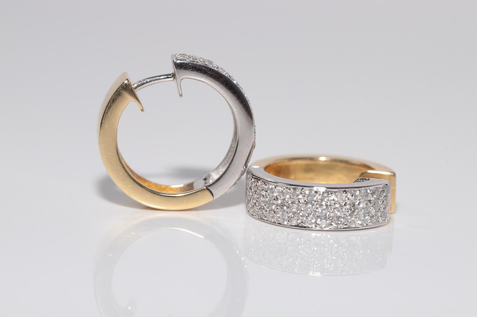 Vintage Circa 1980er Jahre 18k Gold Natürlicher Diamant Dekorierter Creolen-Ohrring Damen im Angebot