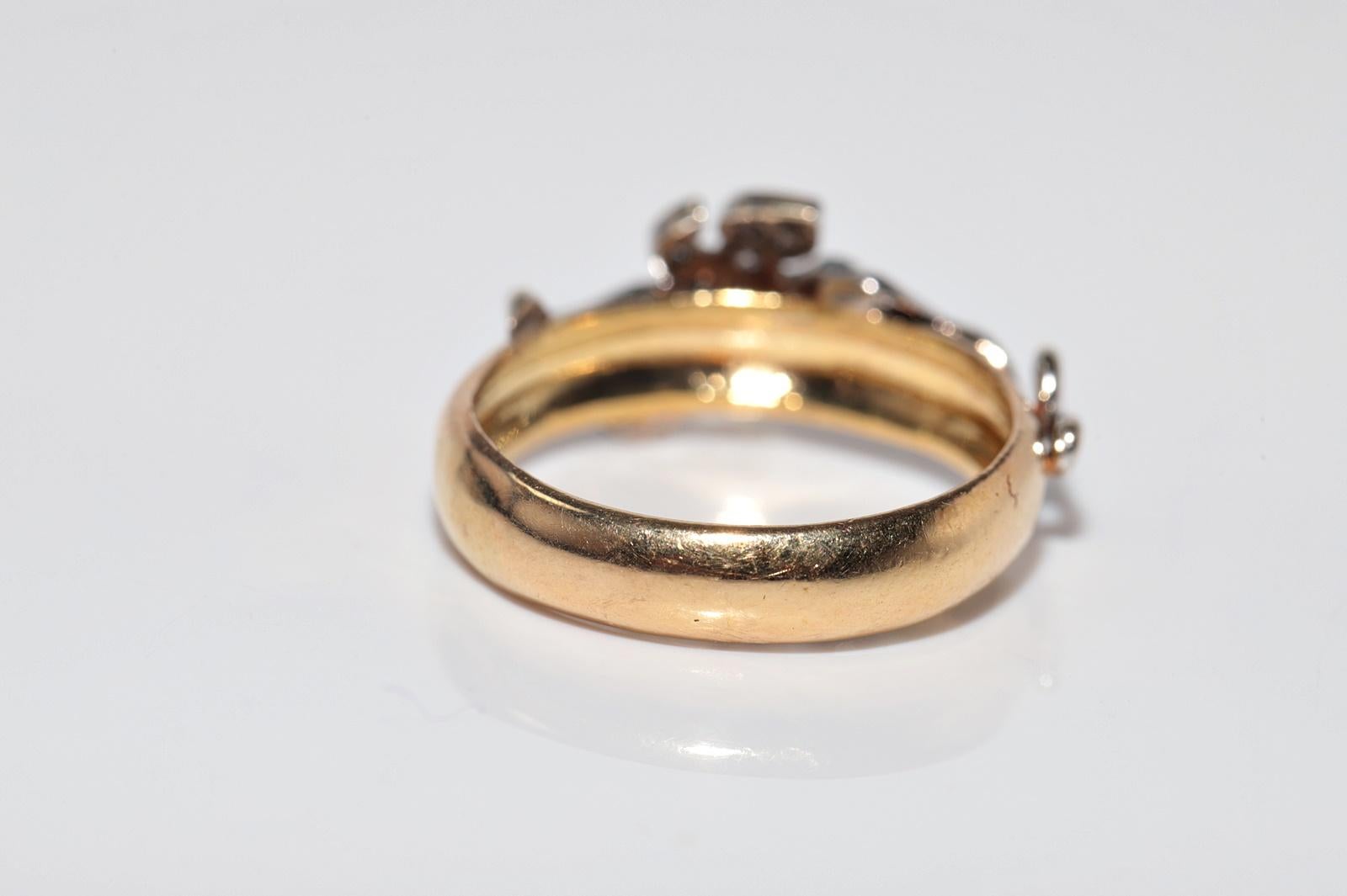 Vintage CIRCA 1980s 18k Gold Natürlicher Diamant Verziertes Blatt Design Ring im Angebot 9