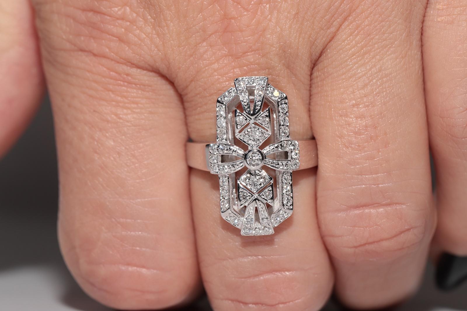 Anello Navette decorato con diamanti naturali in oro 18 carati CIRCA 1980 in vendita 9