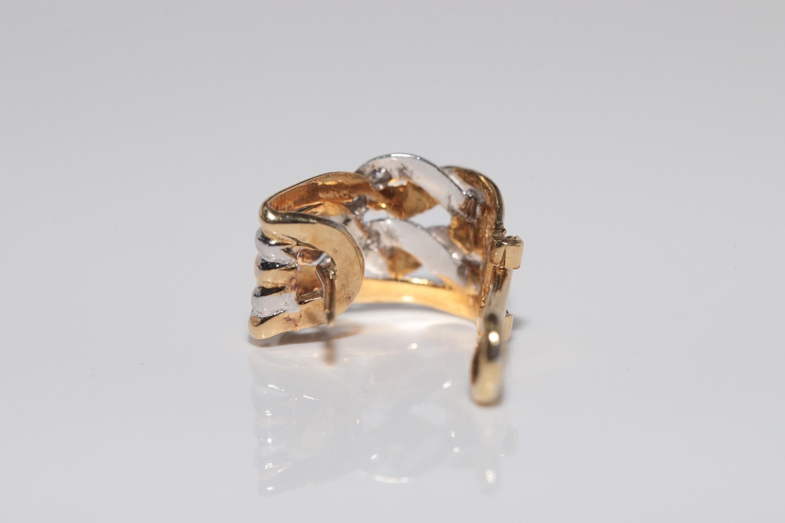 Vintage CIRCA 1980er Jahre 18k Gold natürlichen Diamanten verziert Omega zurück Ohrring im Angebot 4