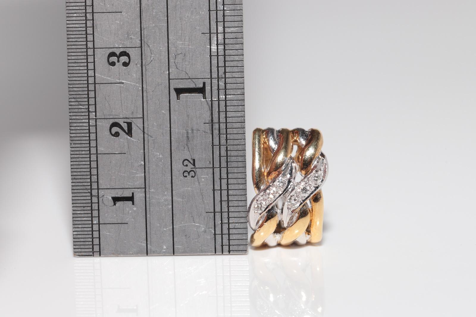 Vintage CIRCA 1980er Jahre 18k Gold natürlichen Diamanten verziert Omega zurück Ohrring im Angebot 6