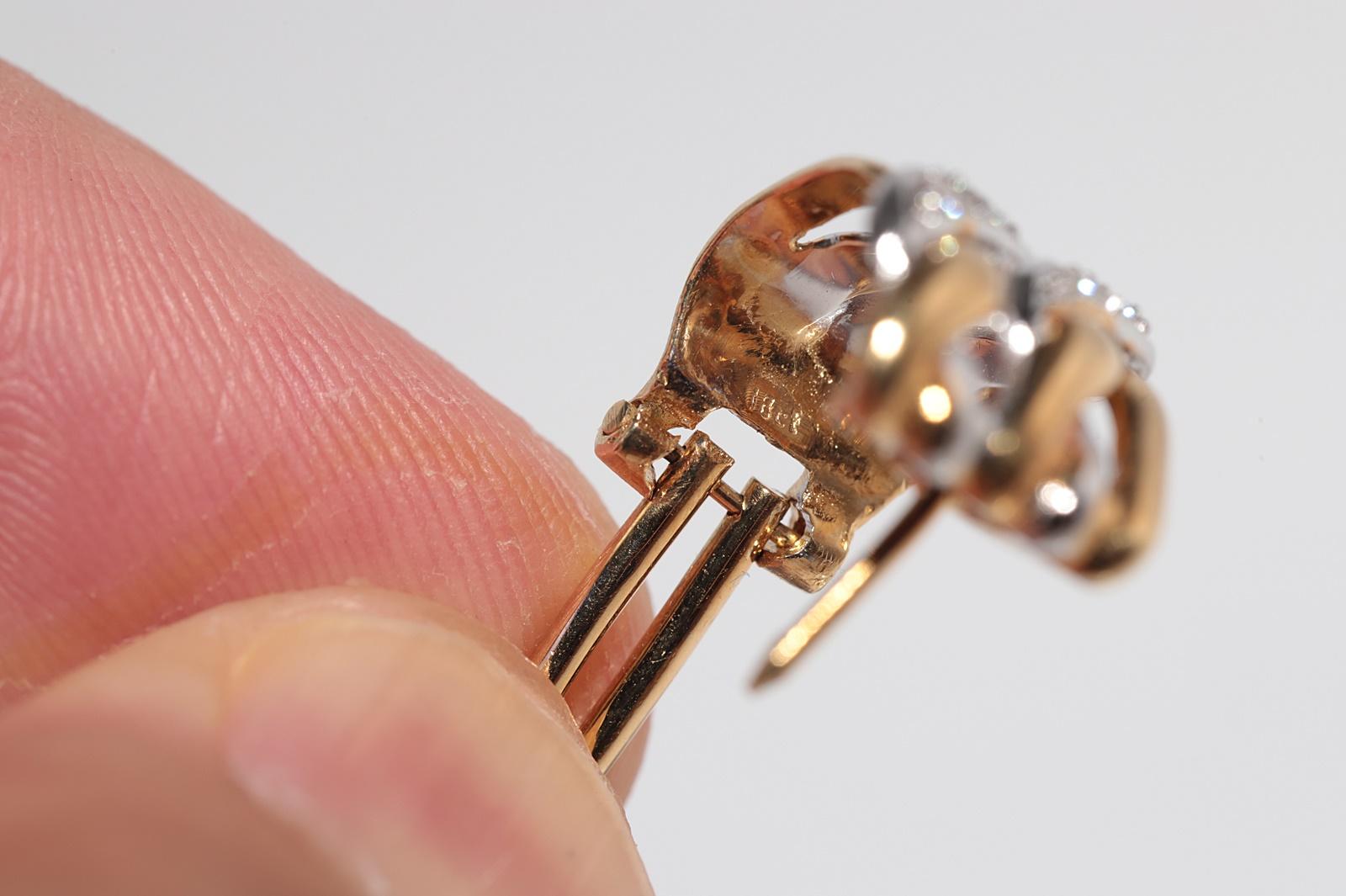 Vintage CIRCA 1980er Jahre 18k Gold natürlichen Diamanten verziert Omega zurück Ohrring im Angebot 7