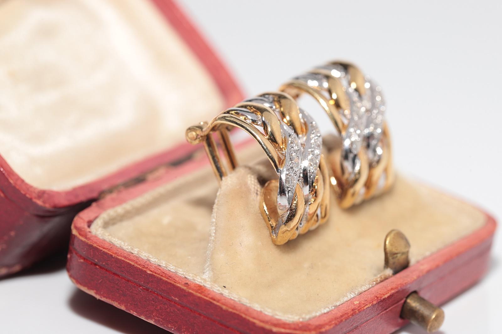 Vintage CIRCA 1980er Jahre 18k Gold natürlichen Diamanten verziert Omega zurück Ohrring (Kunsthandwerker*in) im Angebot