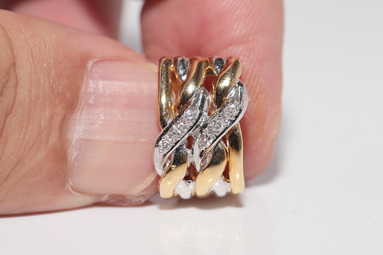 Vintage CIRCA 1980er Jahre 18k Gold natürlichen Diamanten verziert Omega zurück Ohrring im Zustand „Gut“ im Angebot in Fatih/İstanbul, 34