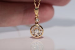 Vintage Circa 1980s 18k Gold Natural Diamond Decorated Pendant Necklace