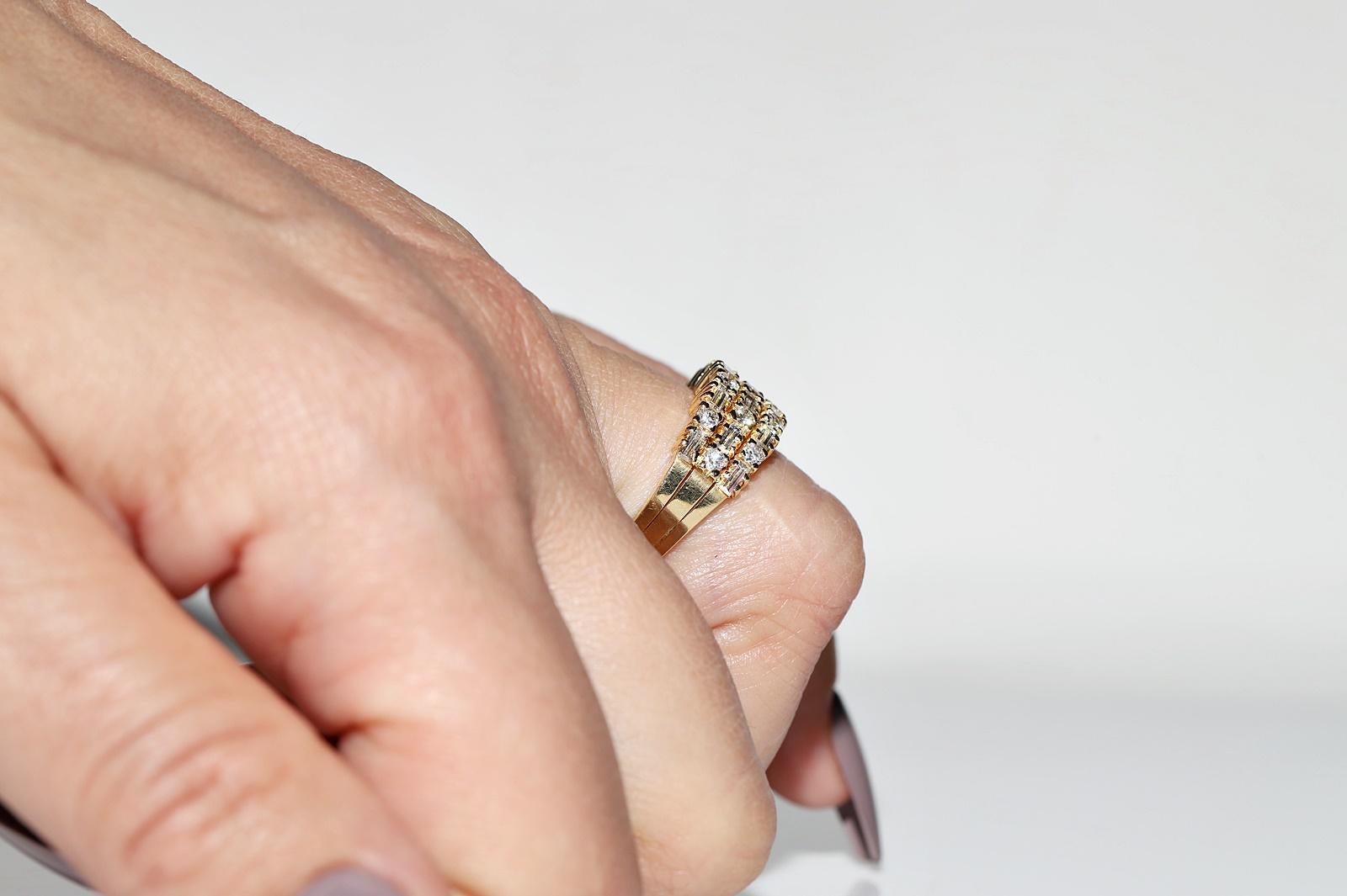 Brilliant Cut Vintage Circa 1980s 18k Gold Natural Diamond Decorated Pretty Ring For Sale