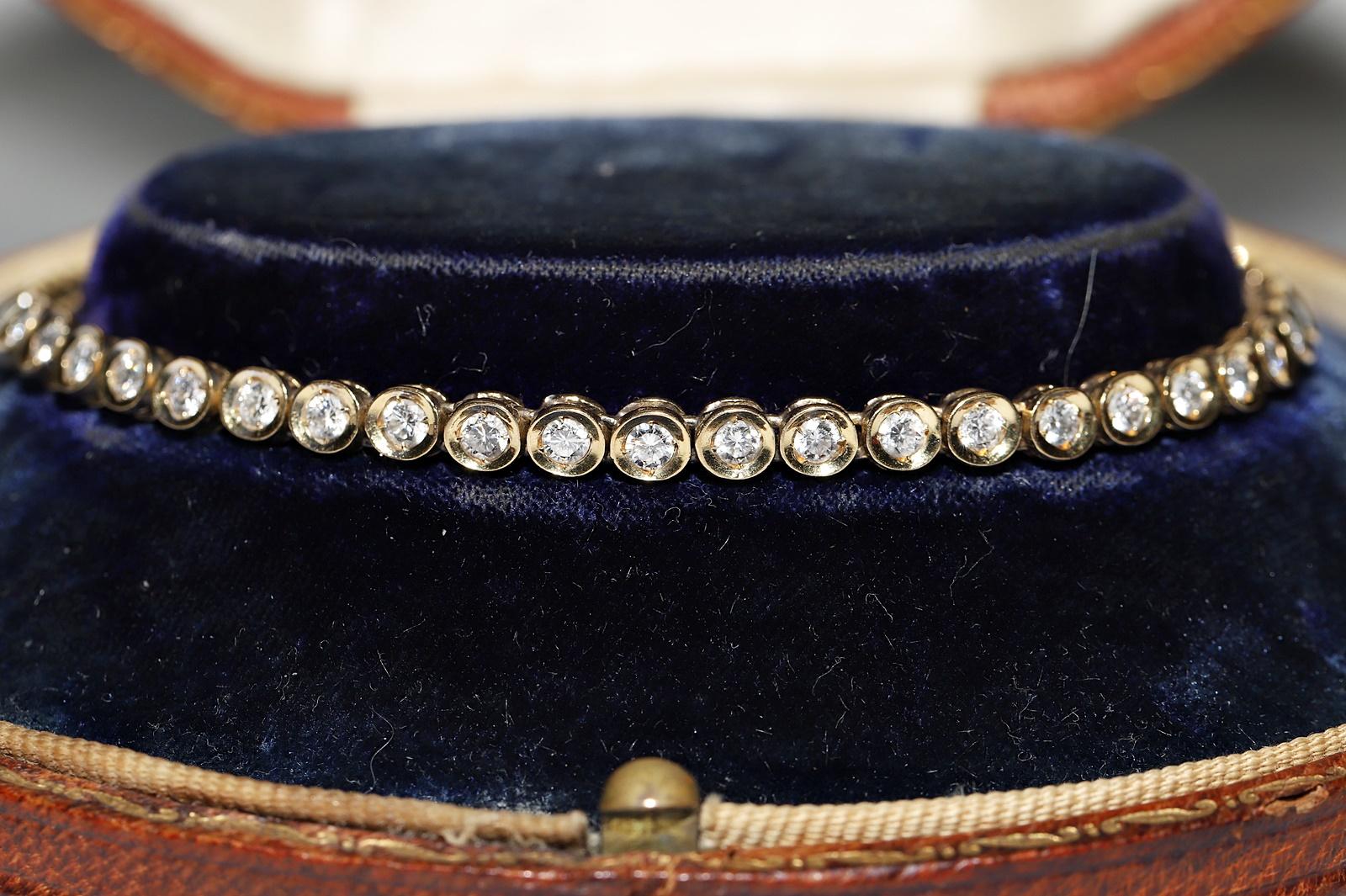 Vintage Circa 1980 Bracelet en or 18k orné de diamants naturels Jolie voie d'eau Pour femmes en vente