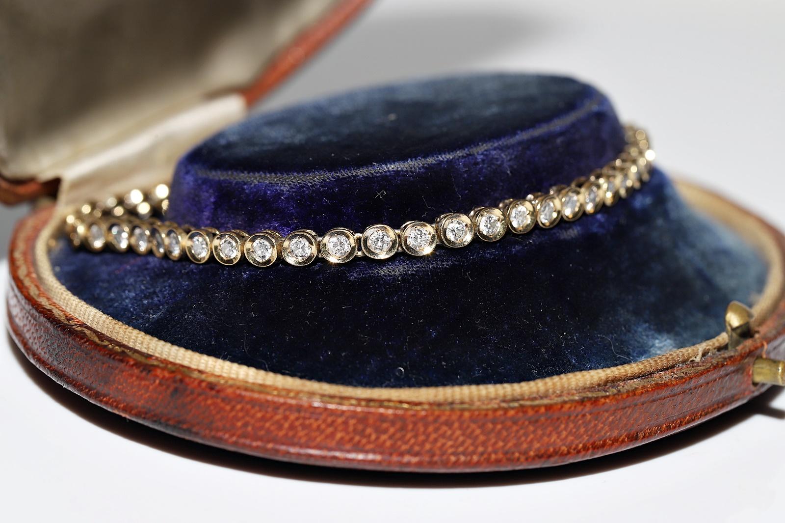 Vintage Circa 1980 Bracelet en or 18k orné de diamants naturels Jolie voie d'eau en vente 1