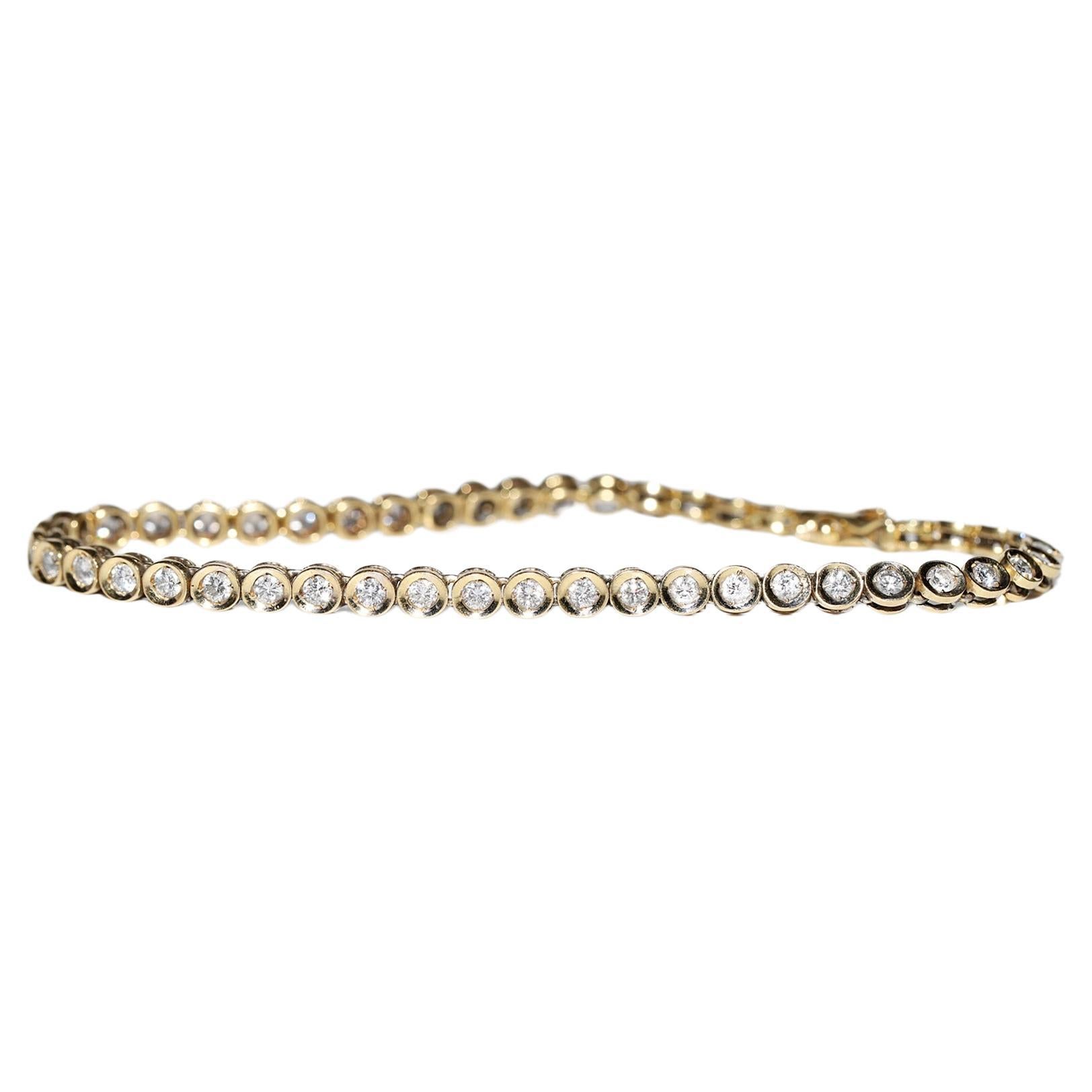 Vintage Circa 1980s 18k Gold Natural Diamond Decorated Pretty Waterway Bracelet