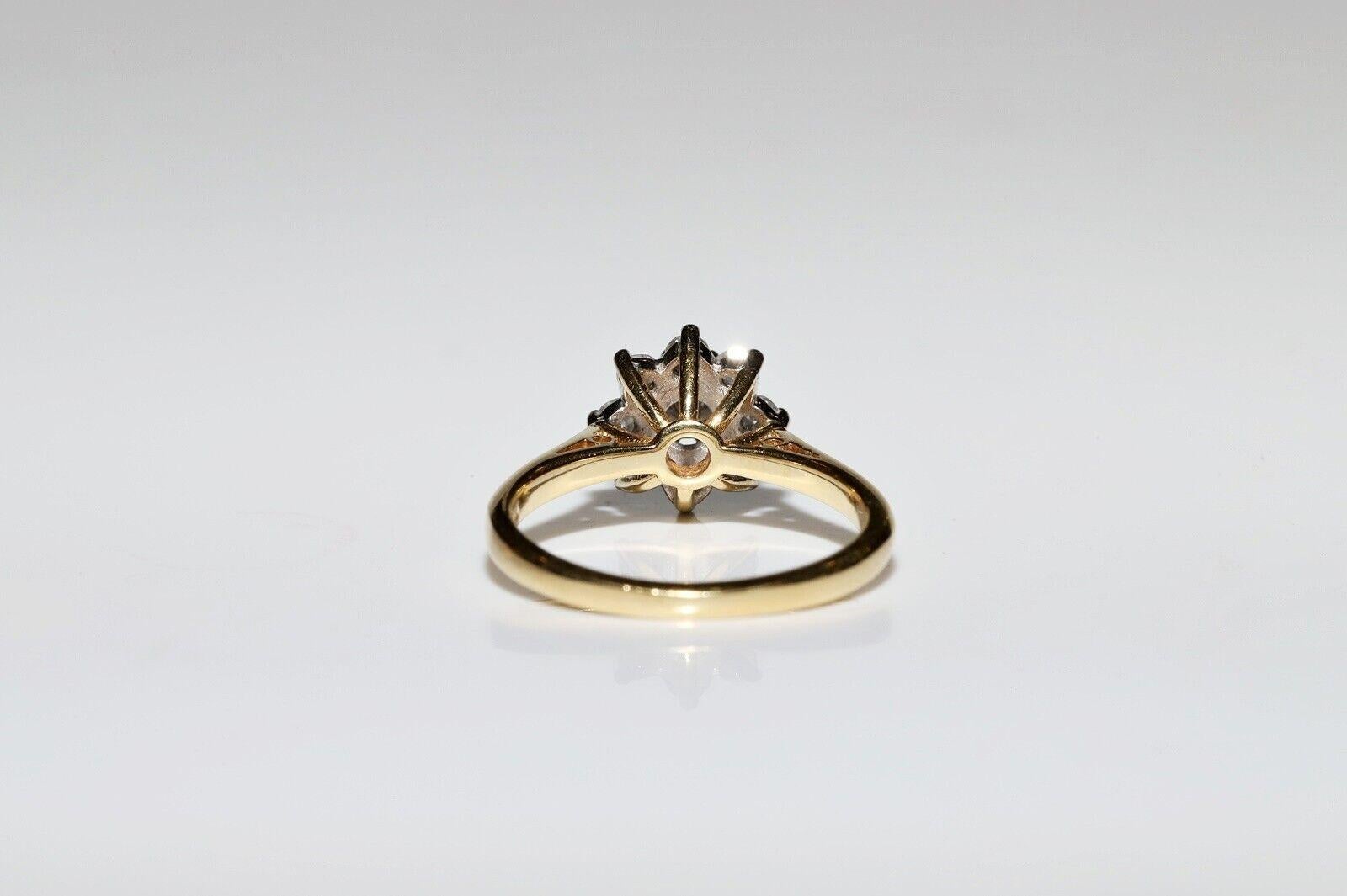 Vintage Circa 1980s 18k Gold Natural Diamond Decorated Ring  For Sale 4