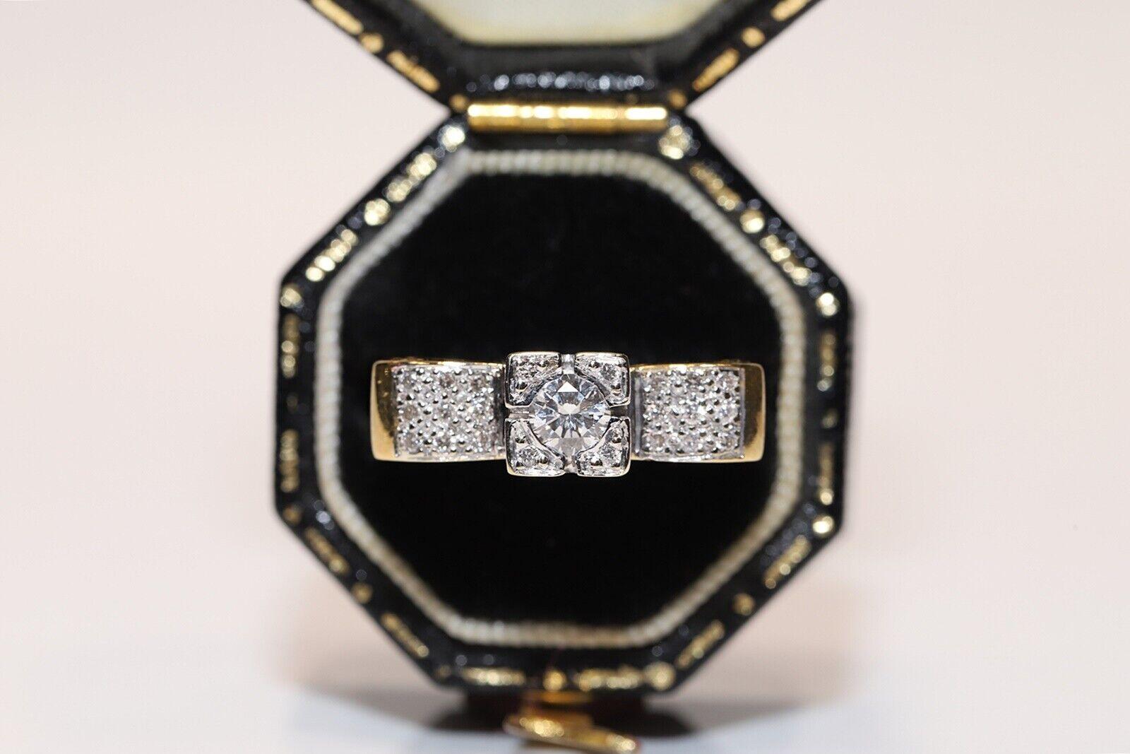 Vintage Circa 1980s 18k Gold Natural Diamond Decorated Ring  For Sale 5